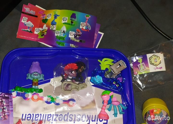 Киндер сюрприз относительно новые из яиц + разные