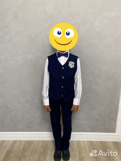 Школьная форма 134 (брюки, жилетка, рубашки)