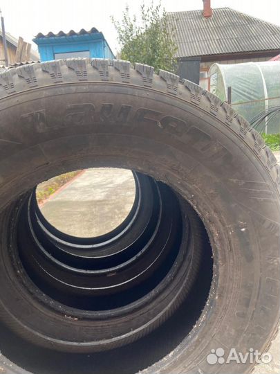 Laufenn LR01 215/70 R16 98T