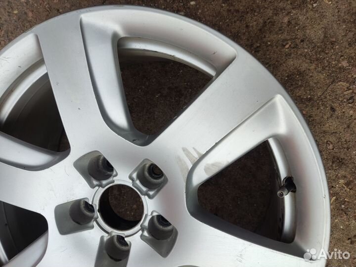 1 литой диск R17 Audi A6 С7