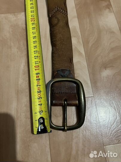 Мужской кожаный ремень коричневый