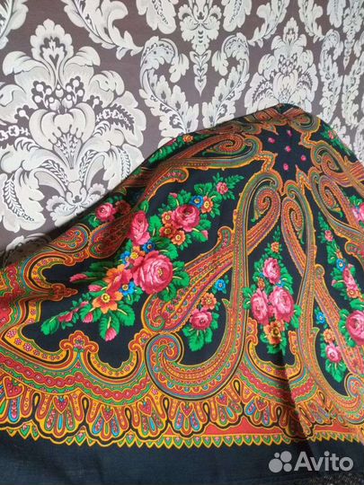 Павловопосадская шаль