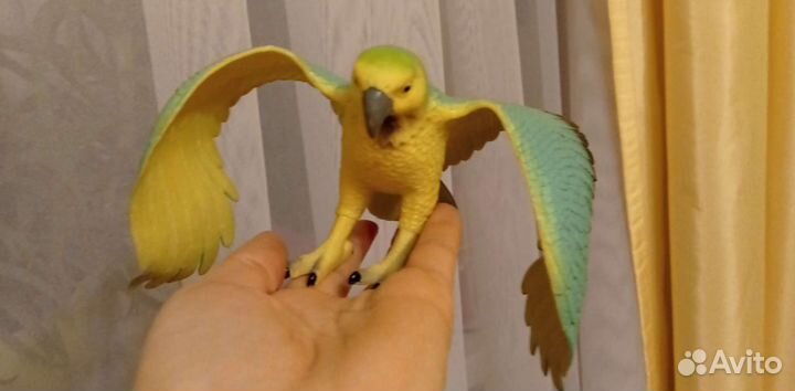 Игрушка попугай