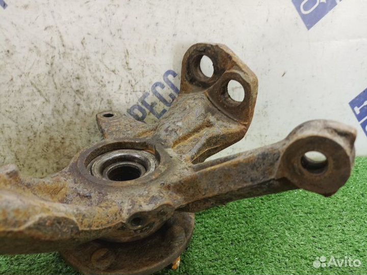 Поворотный кулак передний левый Mazda 6 Gg седан