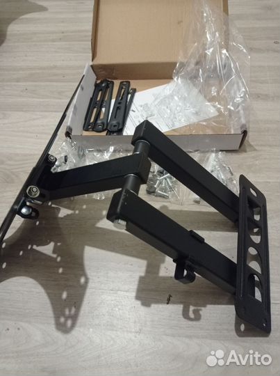 Кронштейн для телевизора на стену поворотный