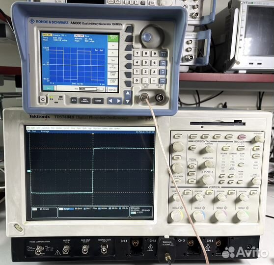 Tektronix TDS7404B Осциллограф, 4 канала, 4 ггц