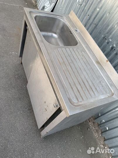 Мойка с рабочей поверхностью