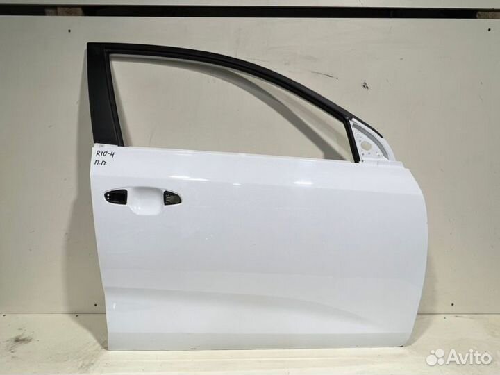 Дверь боковая передняя правая Kia Rio 4 2017