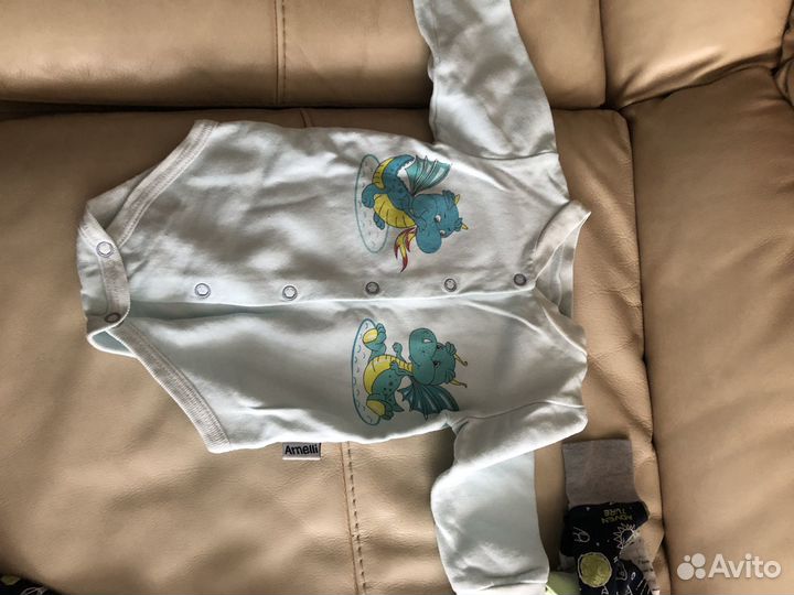 Детская одежда подходит для мальчиков и девочек