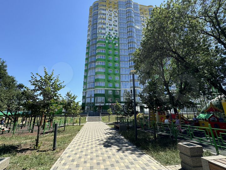 2-к. квартира, 85,4 м², 9/19 эт.