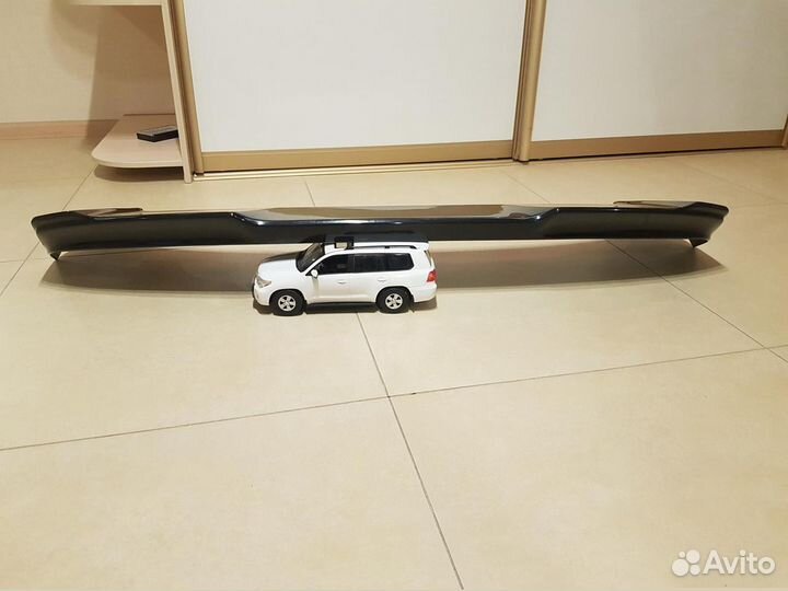 Спойлер верхний Lexus LX 570/450D
