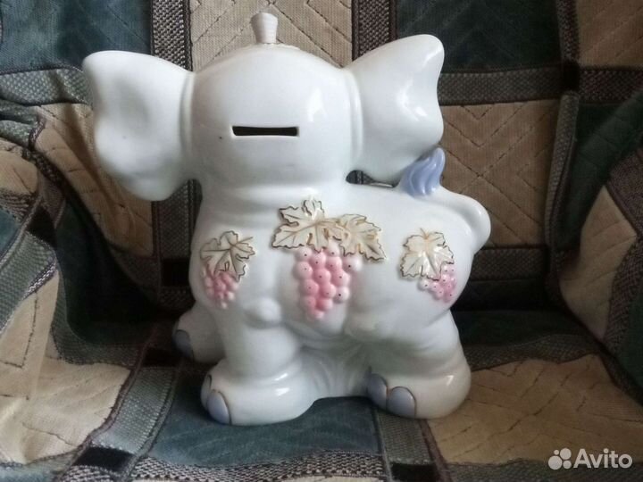 Слон-копилка,большая(фарфор)