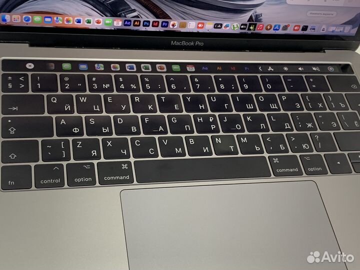 MacBook Pro 13 i5/16/512 Gb/ 0 циклов /Touch Bar