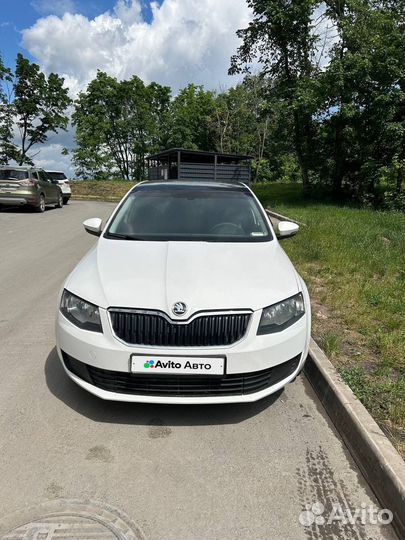 Skoda Octavia 1.6 AT, 2015, 222 000 км