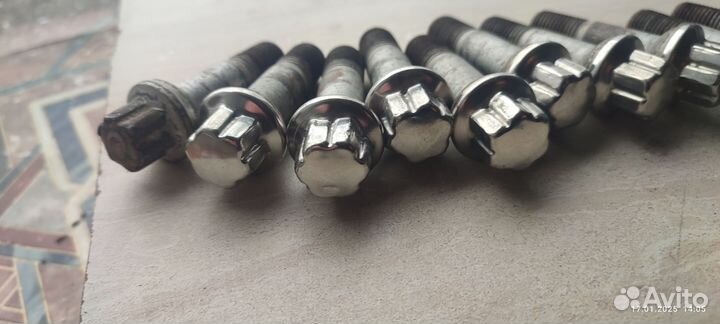 Болты от mercedes