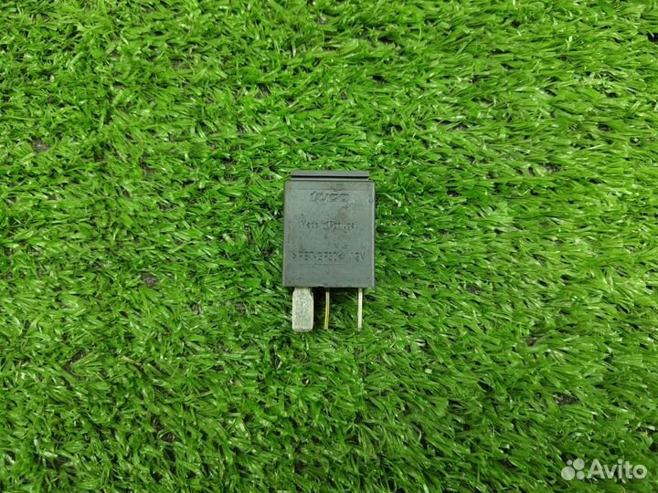 Реле VAG 404 7M0951253C VAG