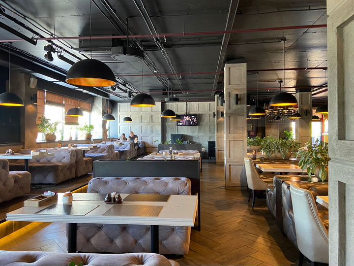 Ресторан с верандами 843.9 м²