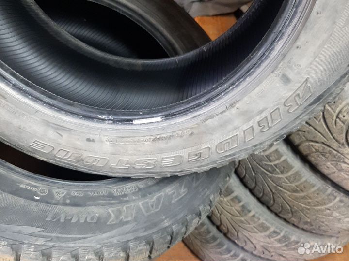 Bridgestone Blizzak DM-V1 245/60 R18 105R
