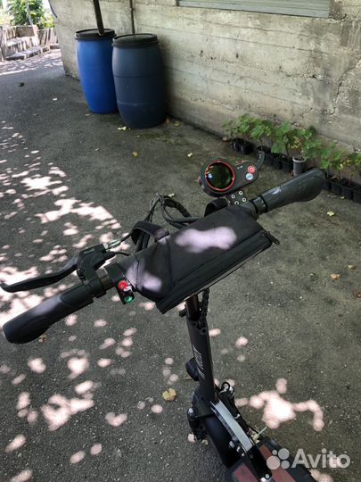 Самокат взрослый электрический