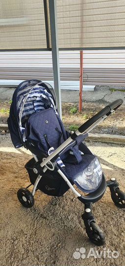 Прогулочная коляска