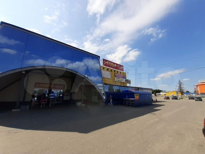 Сдам торговое помещение, 165 м²