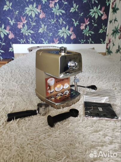 Кофеварка рожковая polaris