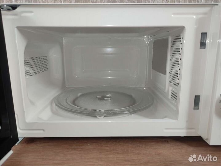 Микроволновая печь