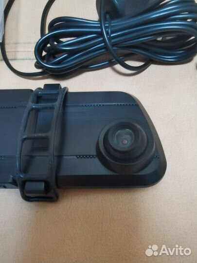 Видеорегистратор в зеркале + камера заднего вида