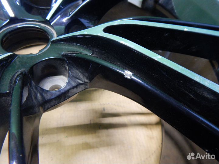 Диск R20 Aston Martin