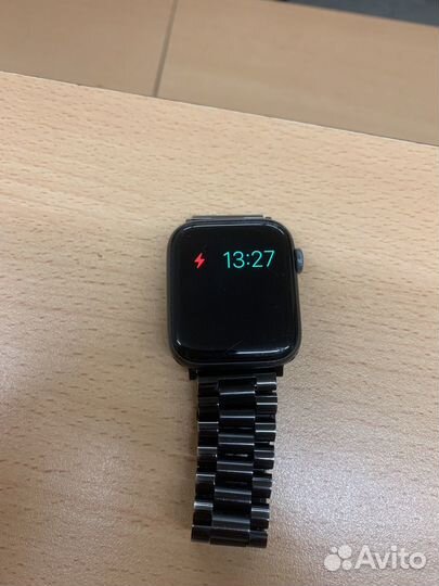 Apple Watch series 5 44mm