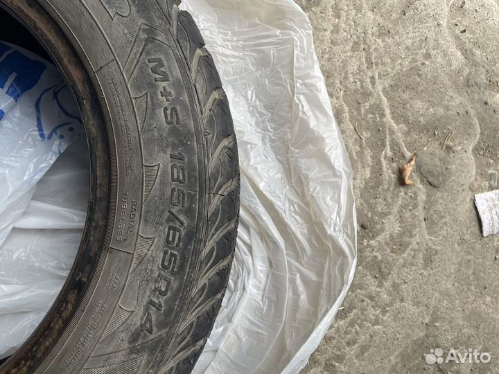 Goodyear UltraGrip Extreme R14