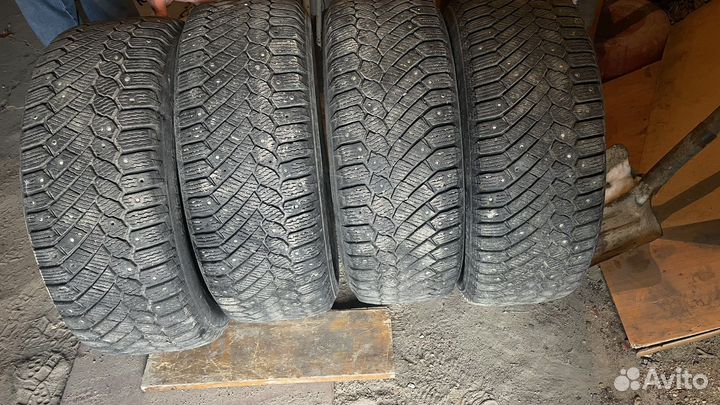 Continental WinterContact TS 860 215/55 R16 97