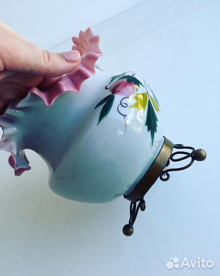 Опаловая ваза