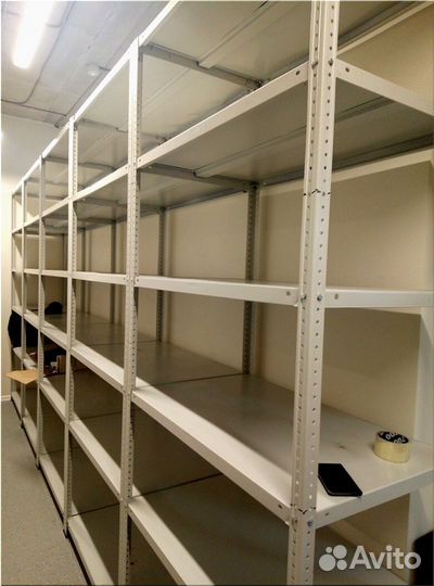 Металлический стеллаж в офис