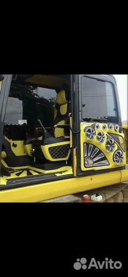 Гусеничный экскаватор Volvo EC200, 1995