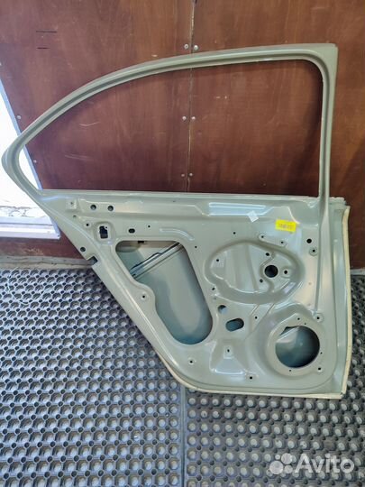 Дверь задняя левая Volkswagen Jetta 6