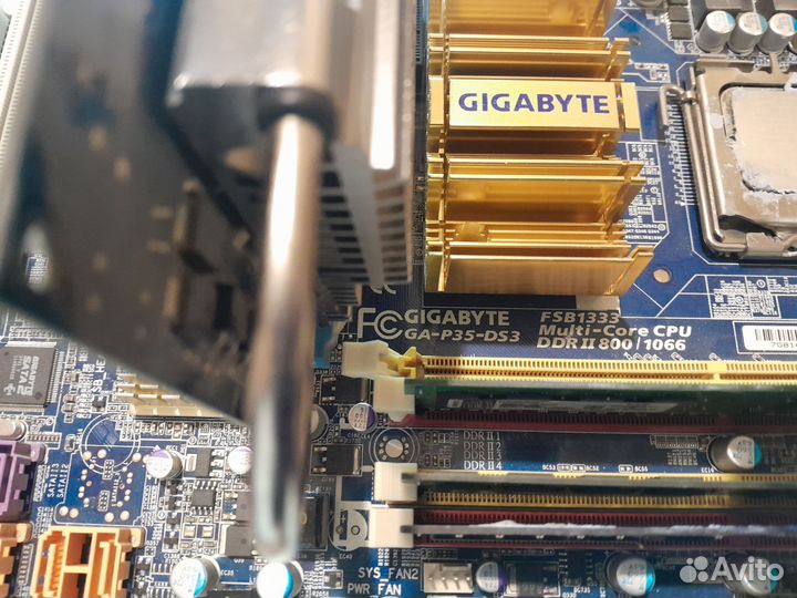 Материнская плата