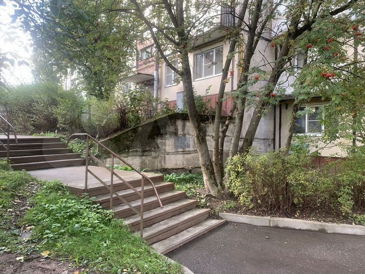 2-к. квартира, 46,8 м², 2/5 эт.