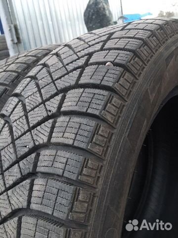 Pirelli Ice Zero FR 225/65 R17