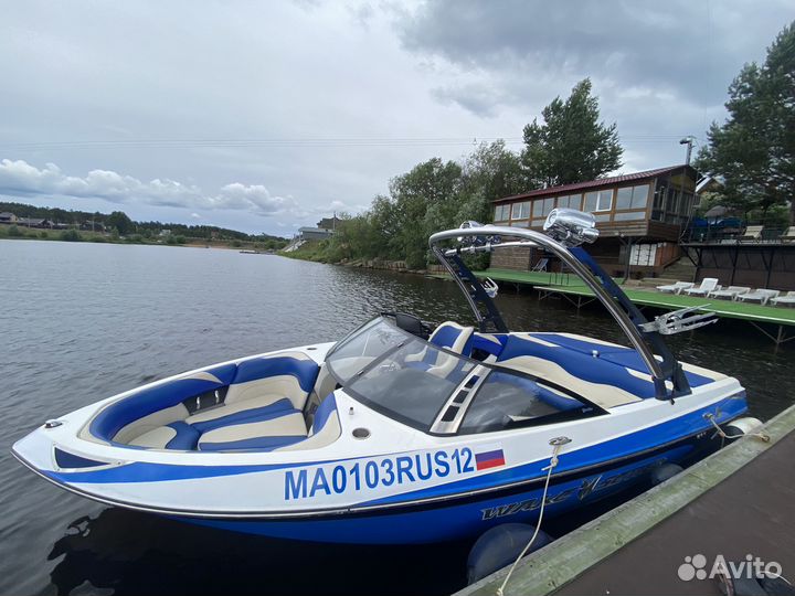 Вейксёрф буксировщик Malibu VTX 20