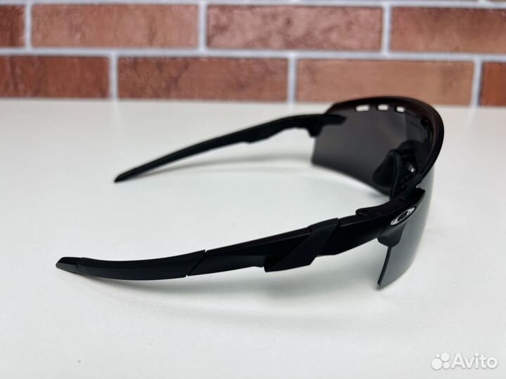 Очки Oakley Encoder Strike OO 9235 923501-Оригинал