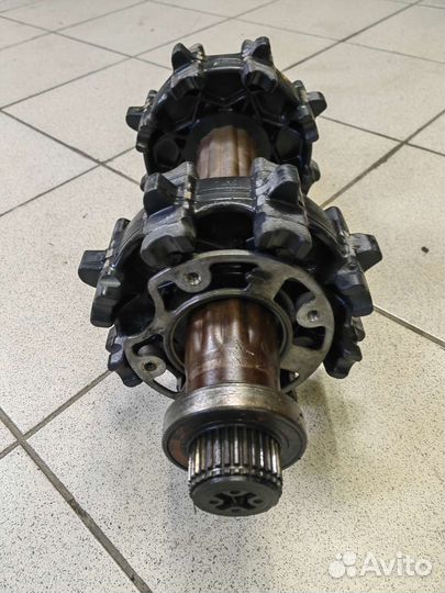 Вал привода гусеницы BRP ski-doo Summit