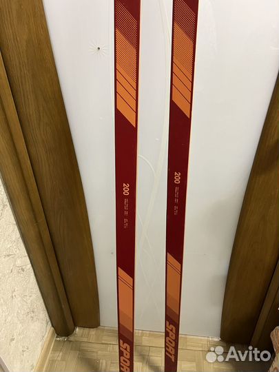 Беговые лыжи