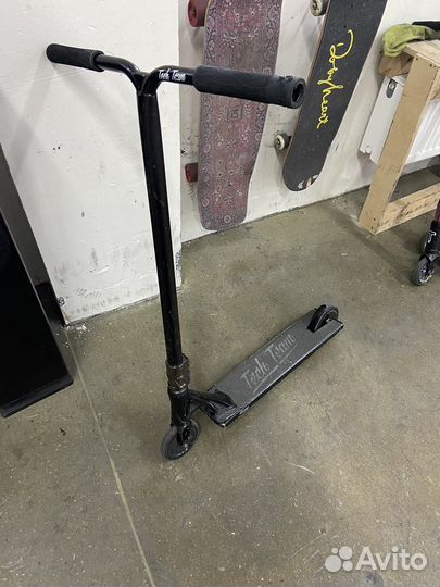 Трюковой самокат Tech Team Harpy