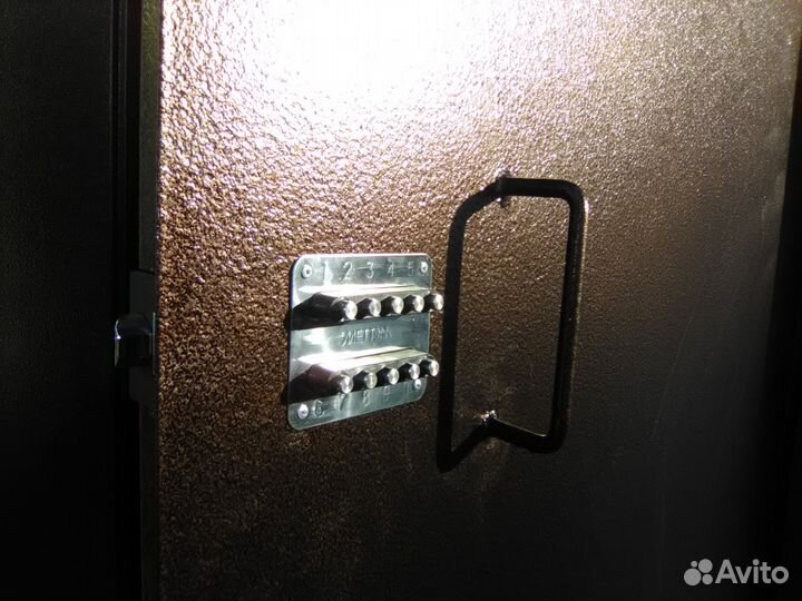 Замена установка врезка ремонт замка личинки ручки