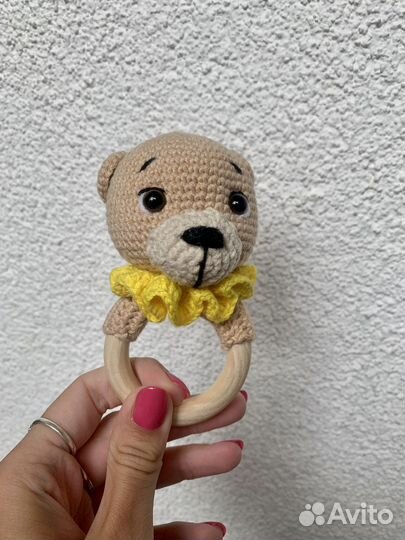 Погремушка вязаная