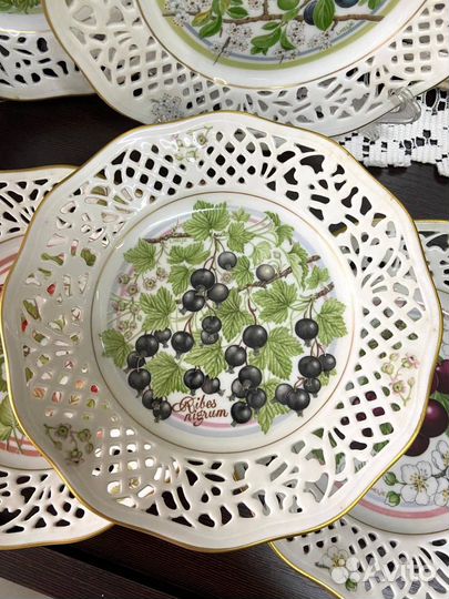 Тарелочки Schumann Arzberg. Ягодная роспись