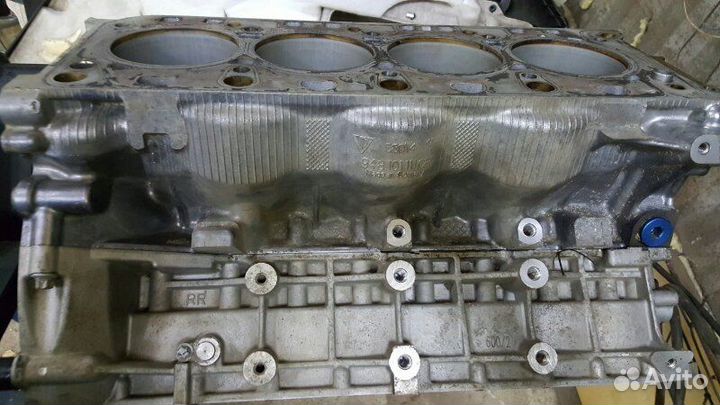 Блок цилиндров Porsche Cayenne 957 GTS M48.01 2008