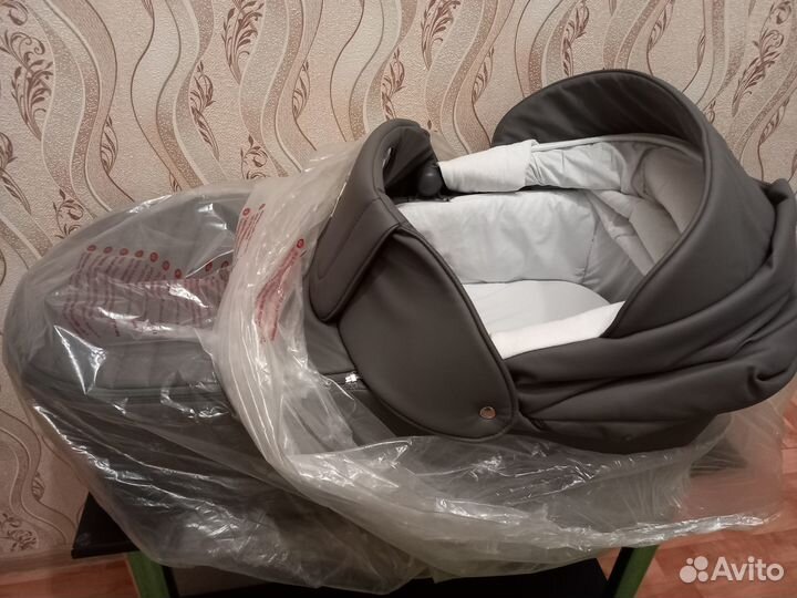 Коляска 3в1 Adamex Luciano Deluxe Q102 Темно-серая