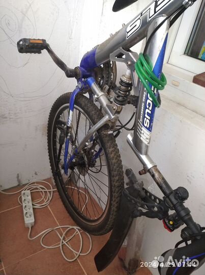 Велосипед двухподвес Stels Focus